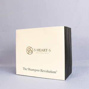 Bolsa de regalo de papel multifuncional de lujo personalizada para productos comerciales de alta gama Embalaje de compras Premium - Product Image 1