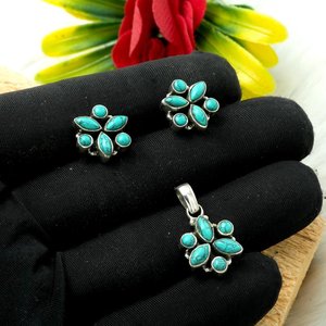 Conjunto de Collar y Aretes de Latón con Turquesa Natural, Joyería Clásica de Moda Floral - Product Image 4