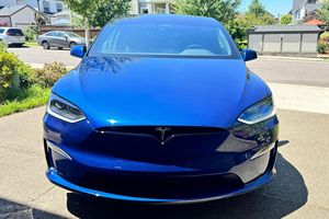 Tesla Model X AWD Plus 2024 d'occasion en excellent état, sans accident, conduite à gauche/droite - Product Image 6