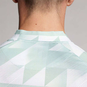 Polo sublimado personalizado para hombre: elegante y cómodo, perfecto para deportes, ropa informal y actividades de verano - Product Image 4