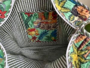 Sacs fourre-tout en coton matelassé personnalisés Sacs à provisions avec logo personnalisé pour femmes, écologiques et réutilisables, disponibles en vrac - Product Image 4
