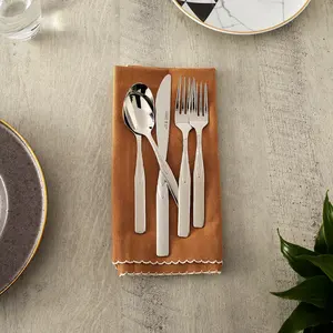 Tête en argent classique avec poignée en résine crème ensemble de couverts pour des événements à usage domestique utiliséet des cadeaux fabriqués à la main en Inde - Product Image 3