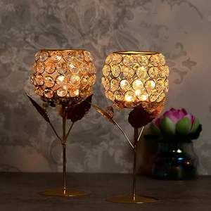 Bougeoirs en métal doré vintage, décoration de mariage et de maison, bougeoir unique, centre de table pour mariage et maison - Product Image 1