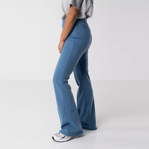 Pantalon de survêtement évasé d'hiver pour femmes sur mesure Taille élastique de qualité supérieure Taille XL Toile plate Impression personnalisée Logo Blank Plain - Product Image 3