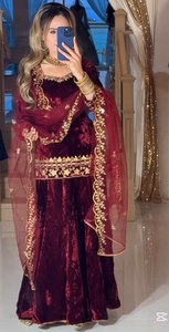 ชุดงานแต่งงานดีไซน์ใหม่ที่สง่างามและงานหมั้นพิเศษตัดเย็บแบบเต็ม kurti ชุด sharara plazzo และ dupptta ในอัตราที่เหมาะสม - Product Image 2