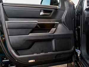 Toyota Tundra Limited CrewMax Cab 4WD Clean 2024 d'occasion - Product Image 3