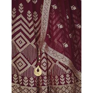 Maravilloso Lehenga Choli de Georgette con Lentejuelas Marrones, Ropa para Festivales y Bodas - Product Image 4