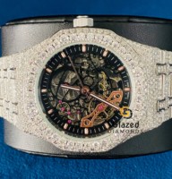 Montre analogique squelette en acier inoxydable entièrement sertie de moissanite, cadran en verre, diamants taille brillant, édition limitée, très demandée