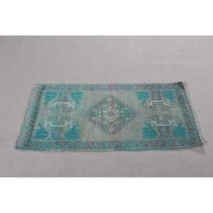 Alfombra Turca Vintage de Lana Azul, 1,7x3,6 pies (51x111 cm) - Product Image 2