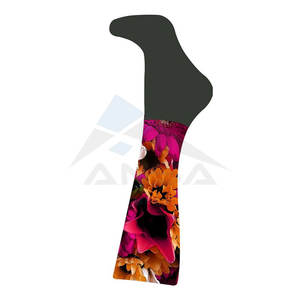 Chaussettes hautes nouveau design avec logo équestre personnalisé Chaussettes d'équitation respirantes de qualité supérieure pour femmes et hommes Sports durables - Product Image 3