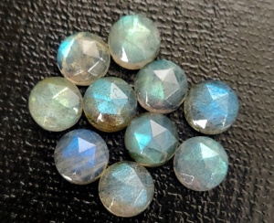 ดอกกุหลาบลาบราดอไรต์ธรรมชาติทรงกลมขนาด5มม.-ทรงหลวม - Product Image 4