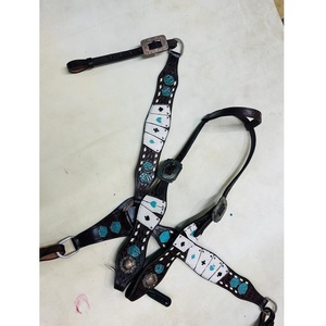 Ensemble de sellerie en cuir occidental pour chevaux, pour le barrel racing, le roping et l'équitation en randonnée, disponible au prix d'usine - Product Image 1