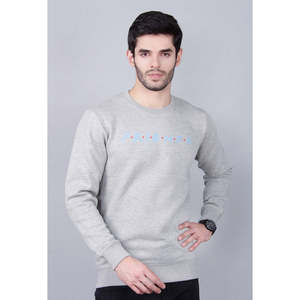 เสื้อสเวตเชิ้ตผู้ชายยี่ห้อ LEVI's รุ่น Friends Logo จาก Unze London ผลิตจากผ้าฝ้าย 100% ลายพิมพ์ซิลค์สกรีน ซักเอนไซม์ - Product Image 1