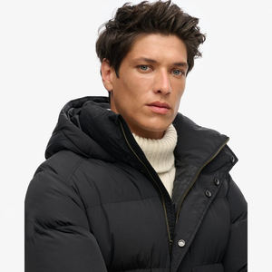 Veste matelassée à capuche pour hommes personnalisée noire manteau alternatif en duvet léger chaud d'hiver veste matelassée à bulles avec fermeture éclair - Product Image 3