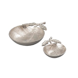 Aluminium Casted <b>Serving</b> <b>Tray</b> With <b>Gold</b> Plated <b>Serving</b> <b>Tray</b> Fancy Style Hot Selling Highest Quality Decorative <b>Tray</b> - Product Image 5