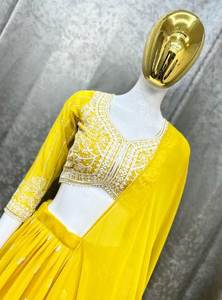 Réinventez l'élégance nuptiale avec cet ensemble nuptiale Lehenga Choli avec broderie traditionnelle Zardosi parfait pour les cérémonies de mariage - Product Image 6