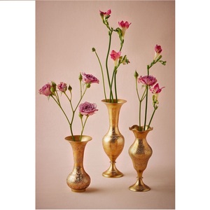 Diseño mejor para la decoración del hogar florero de planta de oro y florero personalizado hecho a mano mejor decoración interior y diseño hecho a mano - Product Image 1