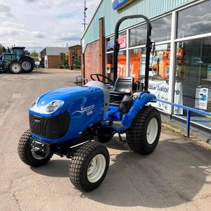 Petit tracteur compact Neww Hol lands 25 à vendre - Product Image 1