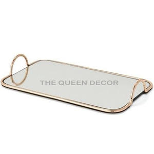 Dernier arrivage Plateau de service décoratif pour la maison plaqué or de forme carrée en métal aluminium Dernier accent moderne pour la maison - Product Image 4