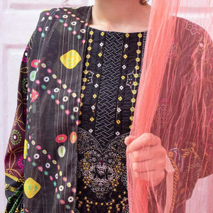 Offre Spéciale prix d'usine femmes Shalwar Kameez ensembles services OEM pelouse & robe en coton pour tenue décontractée et formelle Maxi - Product Image 3