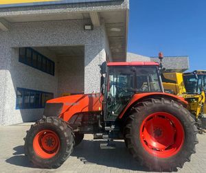 Tractor Kubota B2601 de calidad premium, compre ahora, entrega rápida disponible, ideal para granjas pequeñas y grandes, perfecto para cada tarea. - Product Image 6