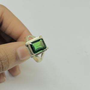 แหวนแต่งงานทำมือทำด้วยเงินสเตอร์ลิง925อัญมณีสีเขียวแบบไดออพไซด์แบบไดออพไซด์แบบคลาสสิกสำหรับงานปาร์ตี้ - Product Image 5