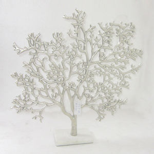 Sculptures verticales modernes faites à la main articles de bureau décoratifs salon table à manger sculpture martelée - Product Image 6