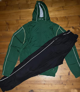 ชุดวอร์มผู้ชาย ชุดกีฬา ผ้าระบายอากาศได้ดี สวมใส่สบาย เหมาะสำหรับออกกำลังกายและกิจกรรมกลางแจ้ง - Product Image 1