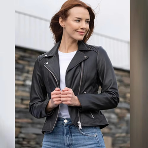 Veste bomber en cuir de bonne qualité en gros pour femmes, manteau d'hiver, corps en laine, manches en cuir, veste en cuir gaufré - Product Image 5