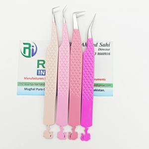 Pince à épiler d'extension de cils de couleur rose avec logo personnalisé pour cils méga volume et isolation en forme de L et pince à épiler à 90/45 degrés - Product Image 1