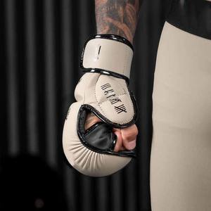 Hot Selling Customizable Woolen & Cashmere Boxing Training Gloves Thermal Punching Kickboxing Mitts Direct Factory Sale - Product Image 4