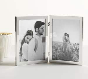 Cadre photo en métal décoratif pour un cadeau festif avec un design élégant, idéal pour les célébrations mémorables - Product Image 1