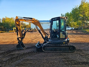 Miniexcavadora CX50D con Motor Yanmar, Bomba Hidráulica KYB, Bomba Hidráulica Kawasaki, Control PLC, Bomba de Caja de Cambios de Alta Eficiencia - Product Image 4