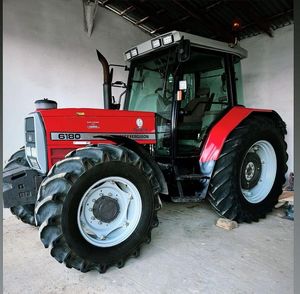 รถแทรกเตอร์มือสองขับเคลื่อน 4 ล้อ Massey Ferguson MF375/MF290 เครื่องยนต์ Cummins 120 แรงม้า สำหรับงานเกษตร - Product Image 4