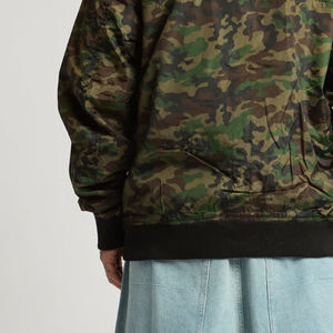 Chaqueta Cortavientos Ligera Personalizada de Lona para Hombre, Protección para Todo Clima con 100% Algodón de Primera Calidad para Invierno - Product Image 4