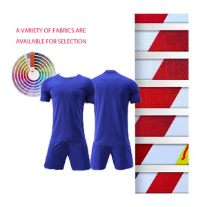 Maillot de football personnalisé pour adulte avec nom d'équipe personnalisable, ensembles de football OEM à séchage rapide, 100% polyester respirant et léger - Product Image 3