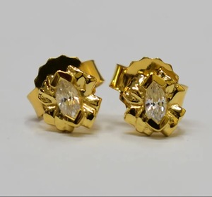 ต่างหูเงินแท้ S925 ชุบทอง 14K ประดับเพชรคิวบิกเซอร์โคเนียแบบมินิมอล ปรับแต่งได้สำหรับขายปลีก OEM ODM จากโรงงานในประเทศไทย - Product Image 1