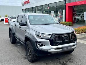 TOYOTA HILUX RHD 2023 - Product Image 3