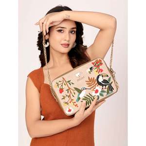 Vegan Leather Square Shape Shoulder Bag with Chain Strap and Embroidery Logo for Women Beige 1-1.9L Capacity Priglob Exim - Product Image 6