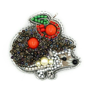 Broche Bordado con Cuentas de Colores Personalizado de Santa, Diseño Único - Product Image 3