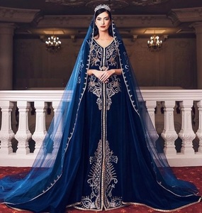 DERNIÈRE ROBE CAFTAN DE MARIÉE AU MOYEN-ORIENT AVEC DES PERLES DE VERRE EN CRISTAL, PIERRE, DABKA WO - Product Image 1