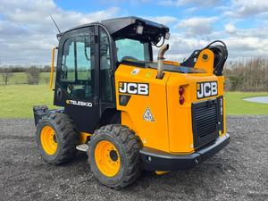 Minicargadora de Ruedas JCB Teleskid 3TS-8W con Pluma Telescópica de Alta Alcance, Motor PLC de Alta Eficiencia para Agricultura - Product Image 3