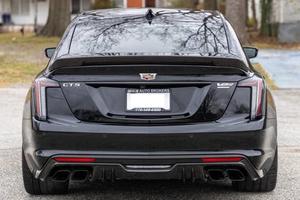 CADI-LLAC CT5-V BLACKWING 2023 IMPECABLE, Volante a la Izquierda/Derecha, Transmisión Manual de 6 Velocidades, Motor V8 Supercargado de 668 HP, Listo para Enviar - Product Image 4