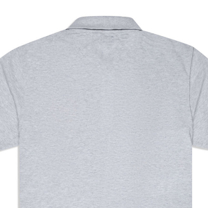 เสื้อโปโลผ้าฝ้าย100% เป็นมิตรต่อสิ่งแวดล้อมสำหรับผู้ชายเสื้อโปโลลายทางสีเทาสีพื้นแขนครึ่งกระดุมโลโก้ด้านหน้า - Product Image 5