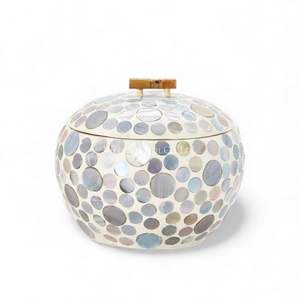 กระปุกเปลือกหอยมุกฝังมุก งานฝีมือสไตล์โบฮีเมียน ภาชนะอเนกประสงค์สำหรับตกแต่งบ้าน วางบนโต๊ะ ผลิตในเวียดนาม - Product Image 1