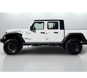 Camionnette Gladiator Mojave Crew Cab 2022 en excellent état - Prêt à être expédié - Product Image 2