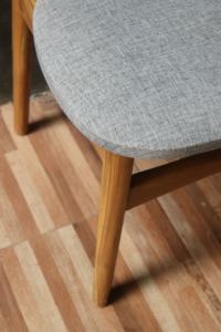 Fauteuil en bois de style Mid-Century pour la décoration du salon - Product Image 2