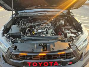 LISTO PARA ENVIAR: Toyota Hilux GR Sport Revo Doble Cabina 4x4 Paquete Todoterreno 2023 2024 2025 Modelos Diésel y Gasolina - Product Image 6