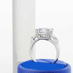 4 Carat Asscher Cut Lab Grown Diamond Ring Bague à trois pierres Bague de fiançailles à trois pierres Diamant de 4 carats pour bijoux - Product Image 2