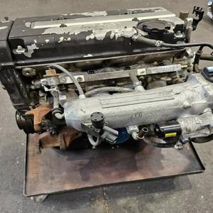 Motor TD27 QD32 WL K20A B16A FOB CIF - Product Image 1